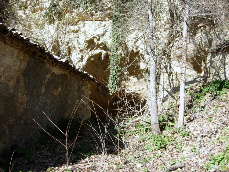 Grotta fossili carife av