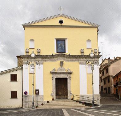 La facciata della Collegiata San Giovanni Battista di Carife dopo il restauro