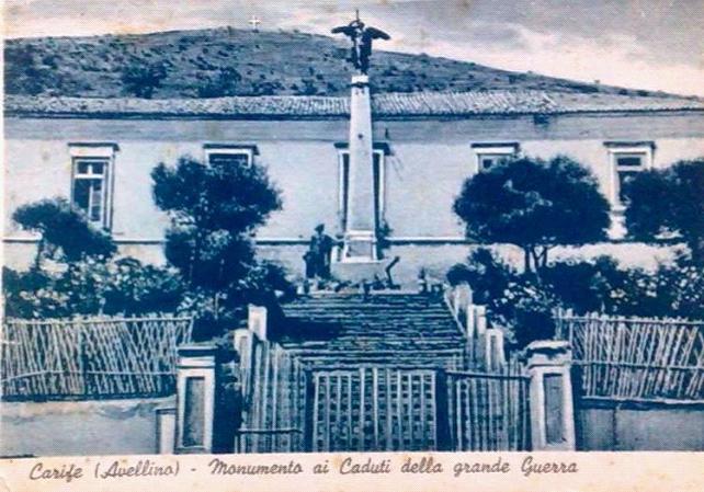 La Croce sulla Montagna di Carife in una antica cartolina